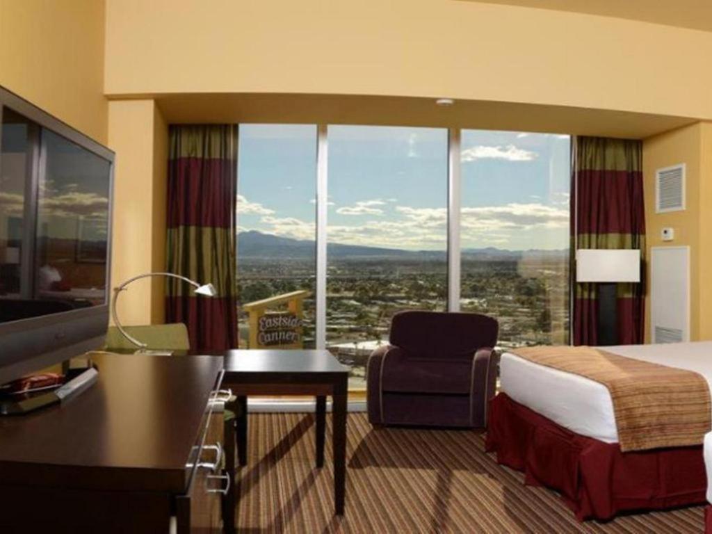 Eastside Cannery Casino Hotel Las Vegas Exterior photo