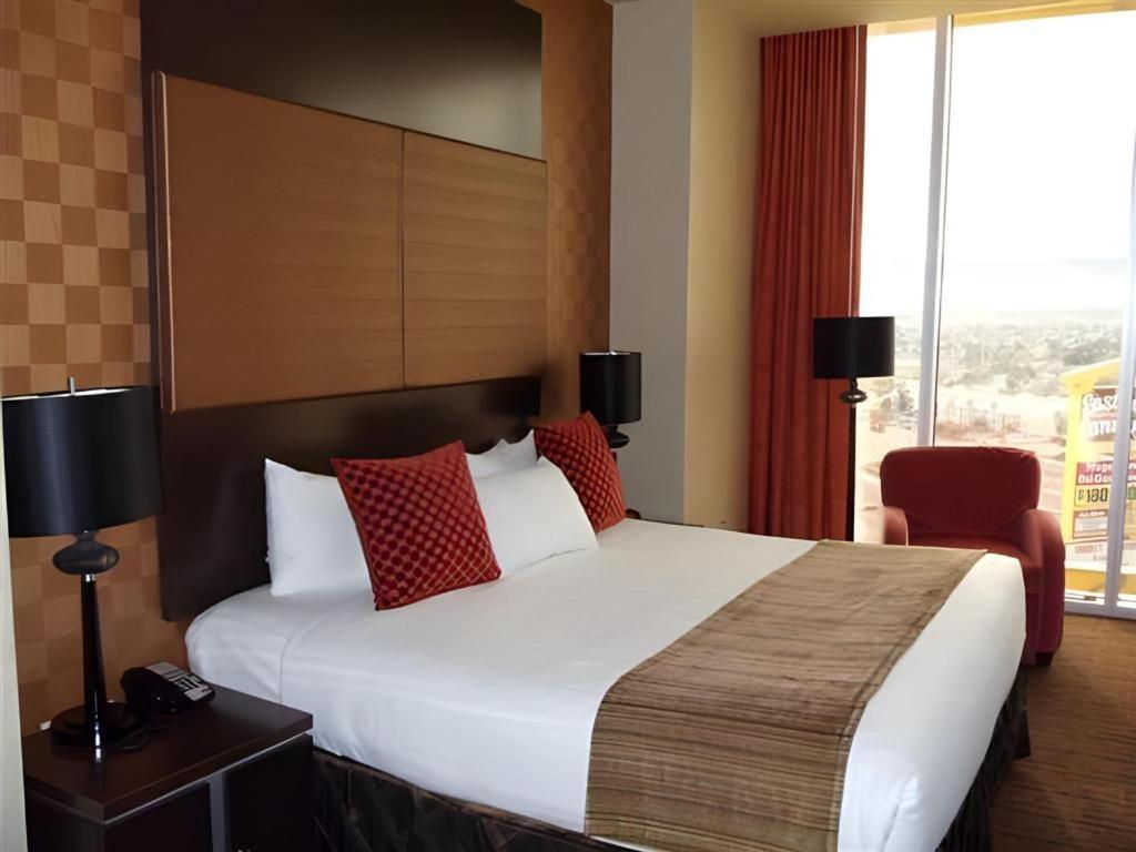 Eastside Cannery Casino Hotel Las Vegas Exterior photo