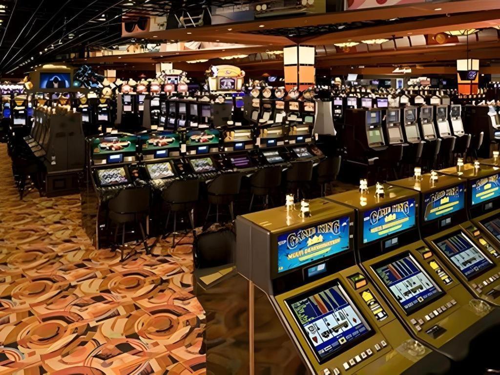 Eastside Cannery Casino Hotel Las Vegas Exterior photo